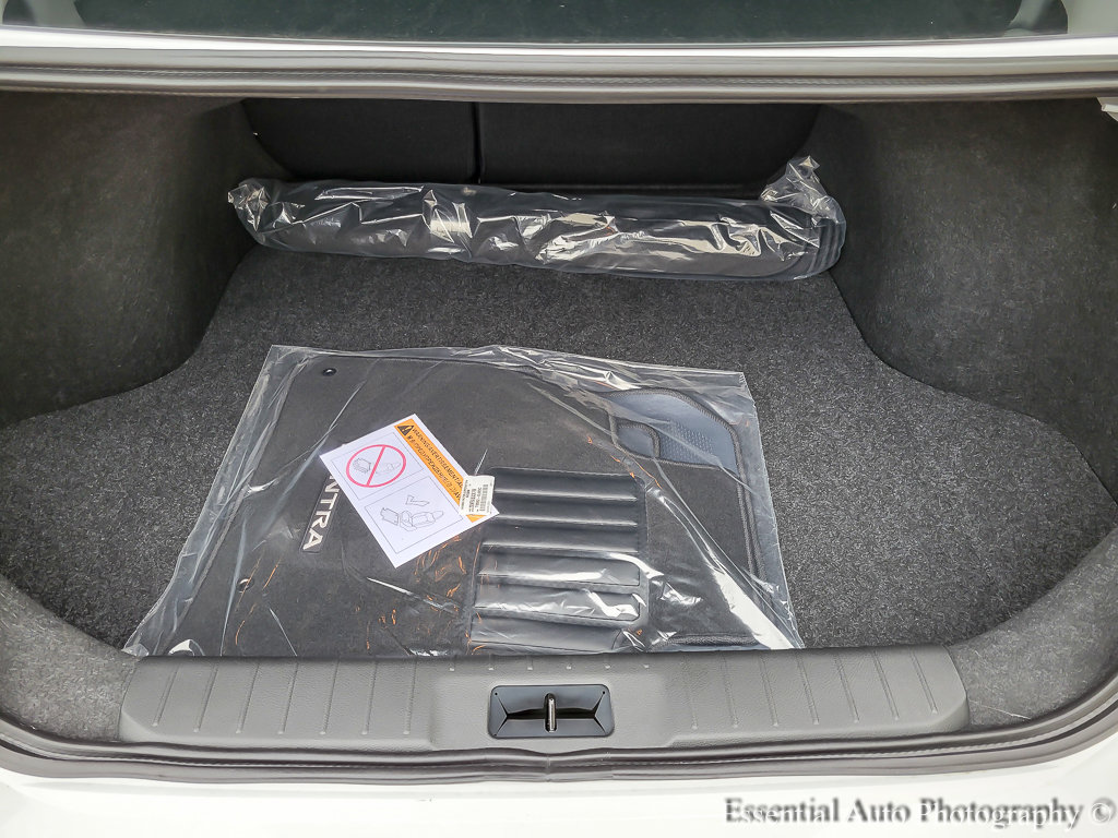 2025 Nissan Sentra S photo 15