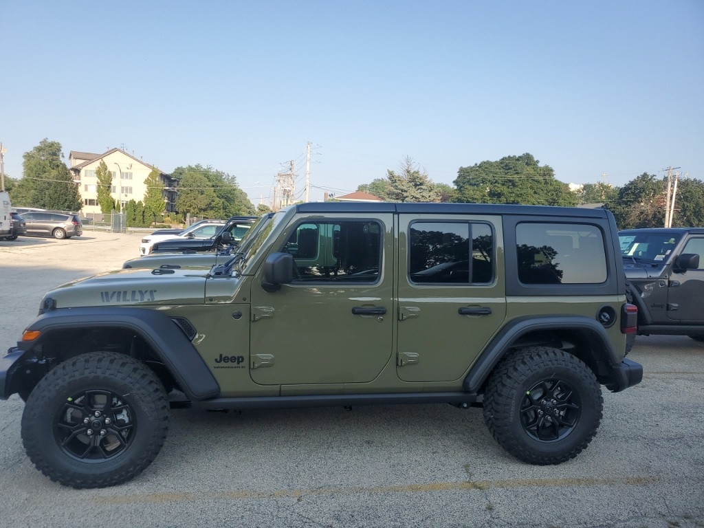 2025 Jeep Wrangler Willys photo 4