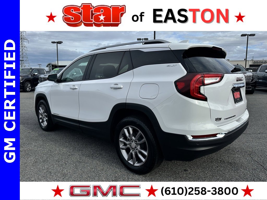 2022 Gmc Terrain SLT photo 2