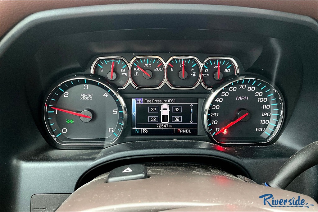 2018 Chevrolet Silverado 1500 High Country photo 8