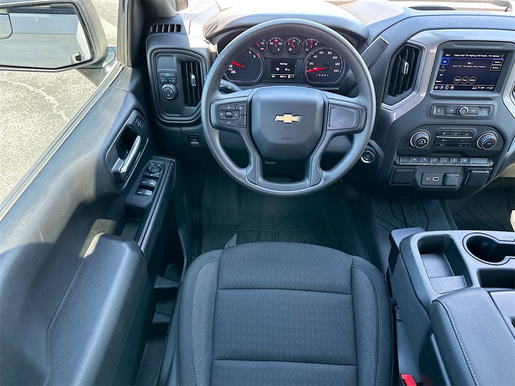 2023 Chevrolet Silverado 1500 Custom photo 19
