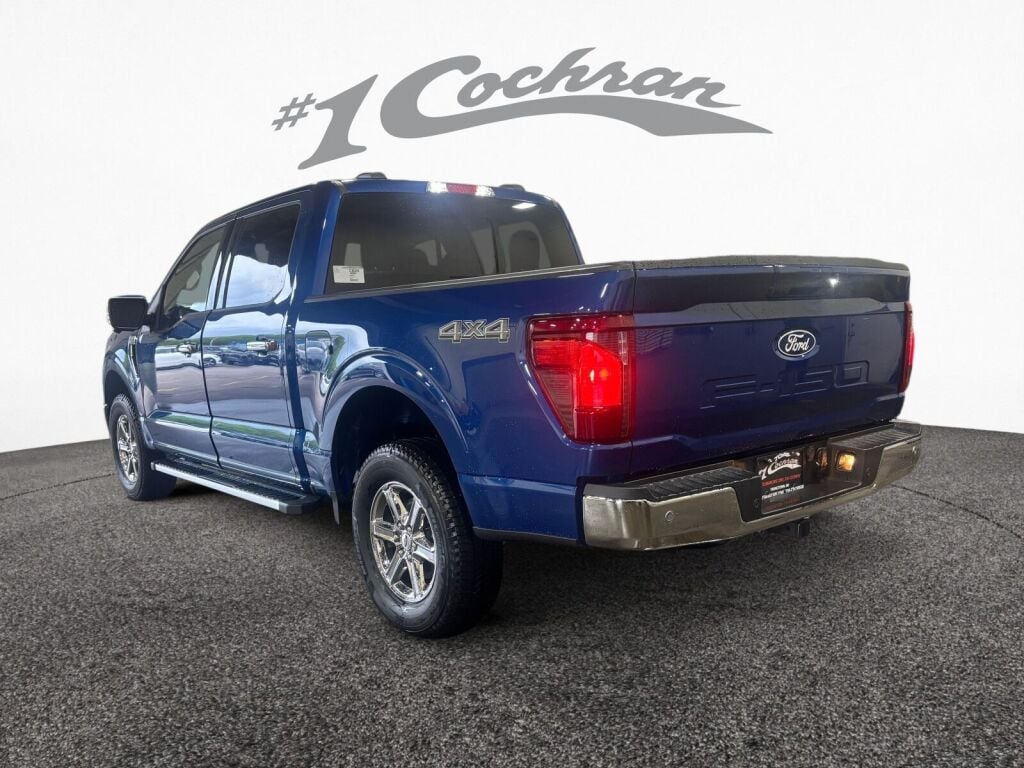 2025 Ford F-150 XLT photo 4