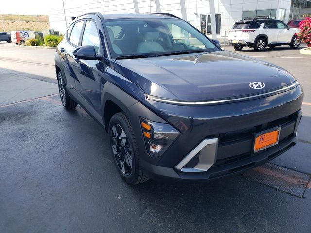 2024 Hyundai Kona SEL photo 3