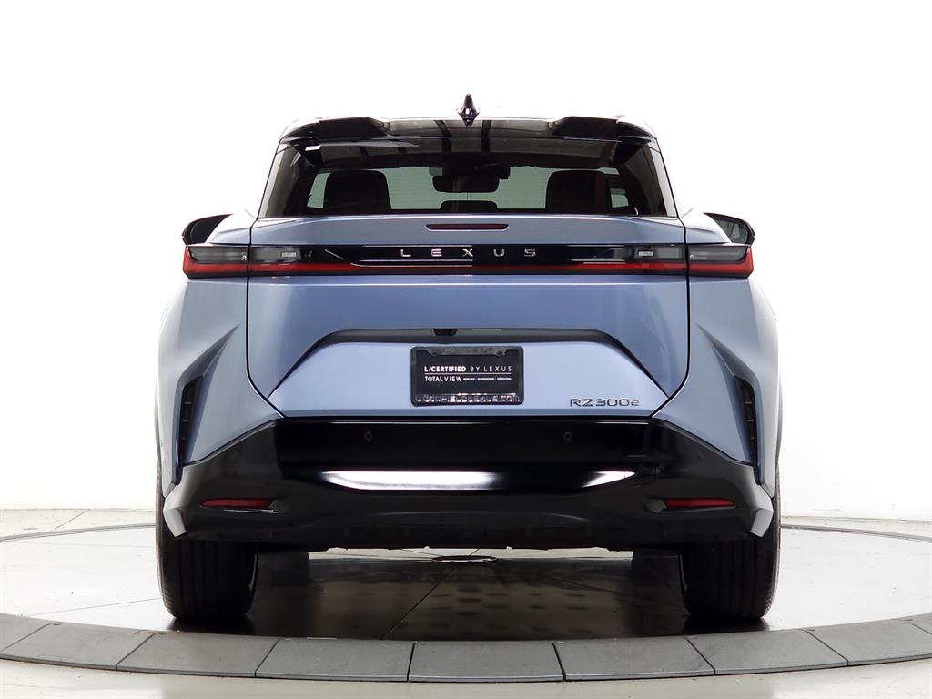 2024 Lexus RZ 300e photo 7