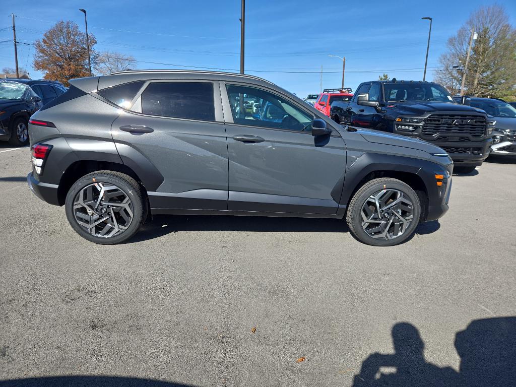 2026 Hyundai Kona SEL photo 2