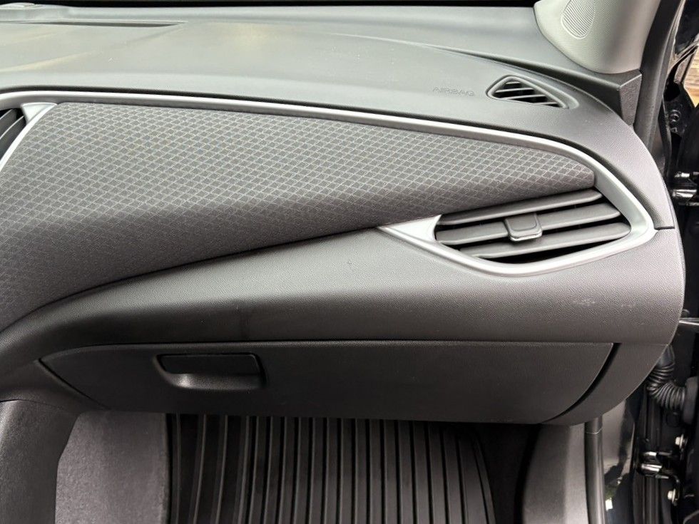 2020 Chevrolet Malibu LS photo 27