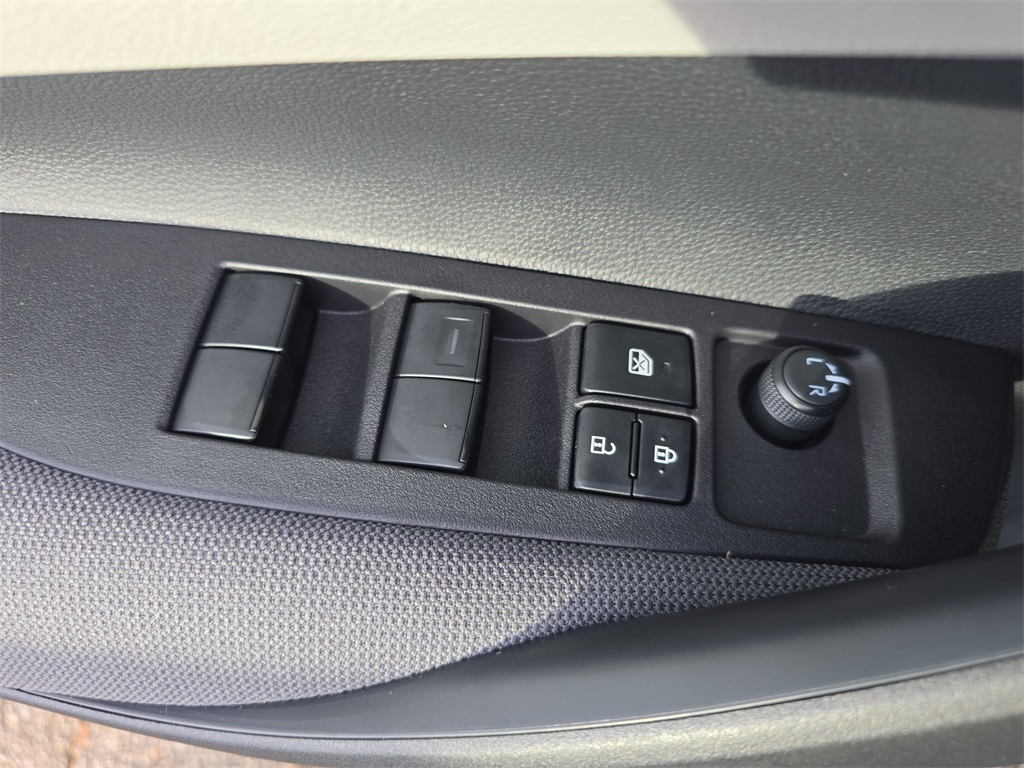 2025 Toyota Corolla LE photo 26