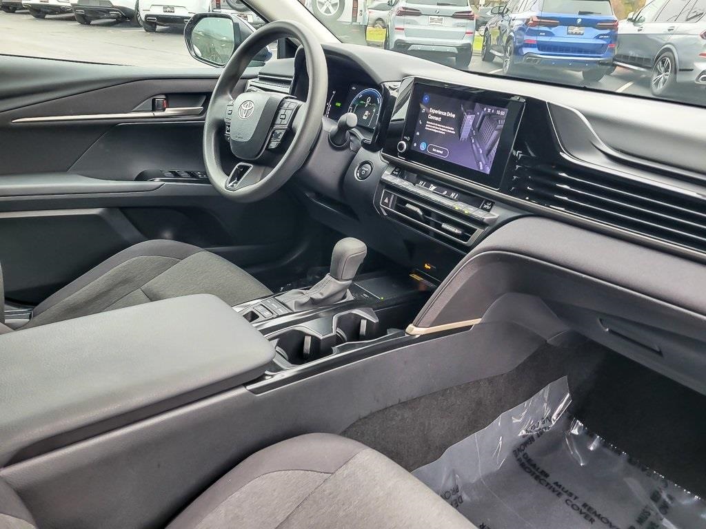 2025 TOYOTA CAMRY - Image 21