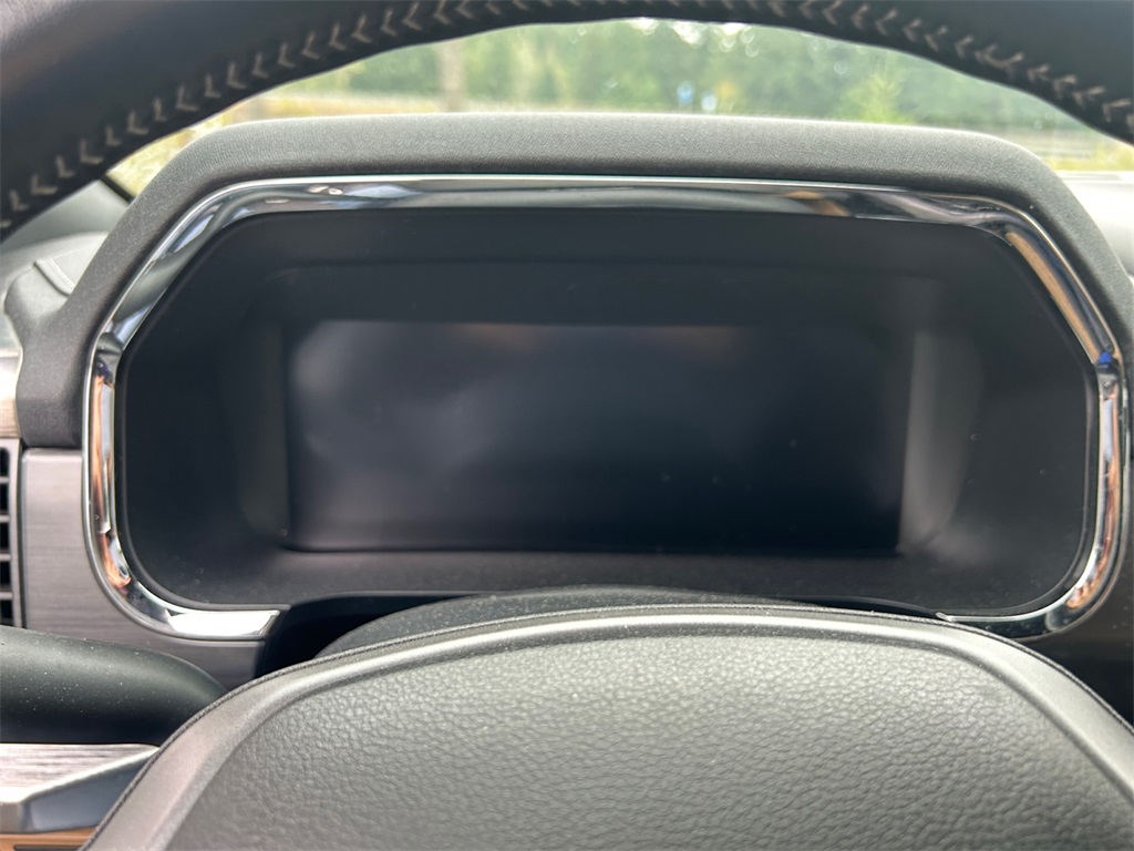 2022 Ford F-150 Lariat photo 14