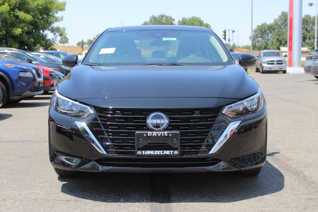 2025 Nissan Sentra SV photo 3