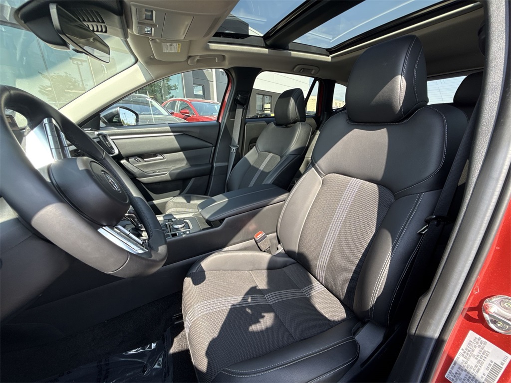 2025 MAZDA CX-50 - Image 10
