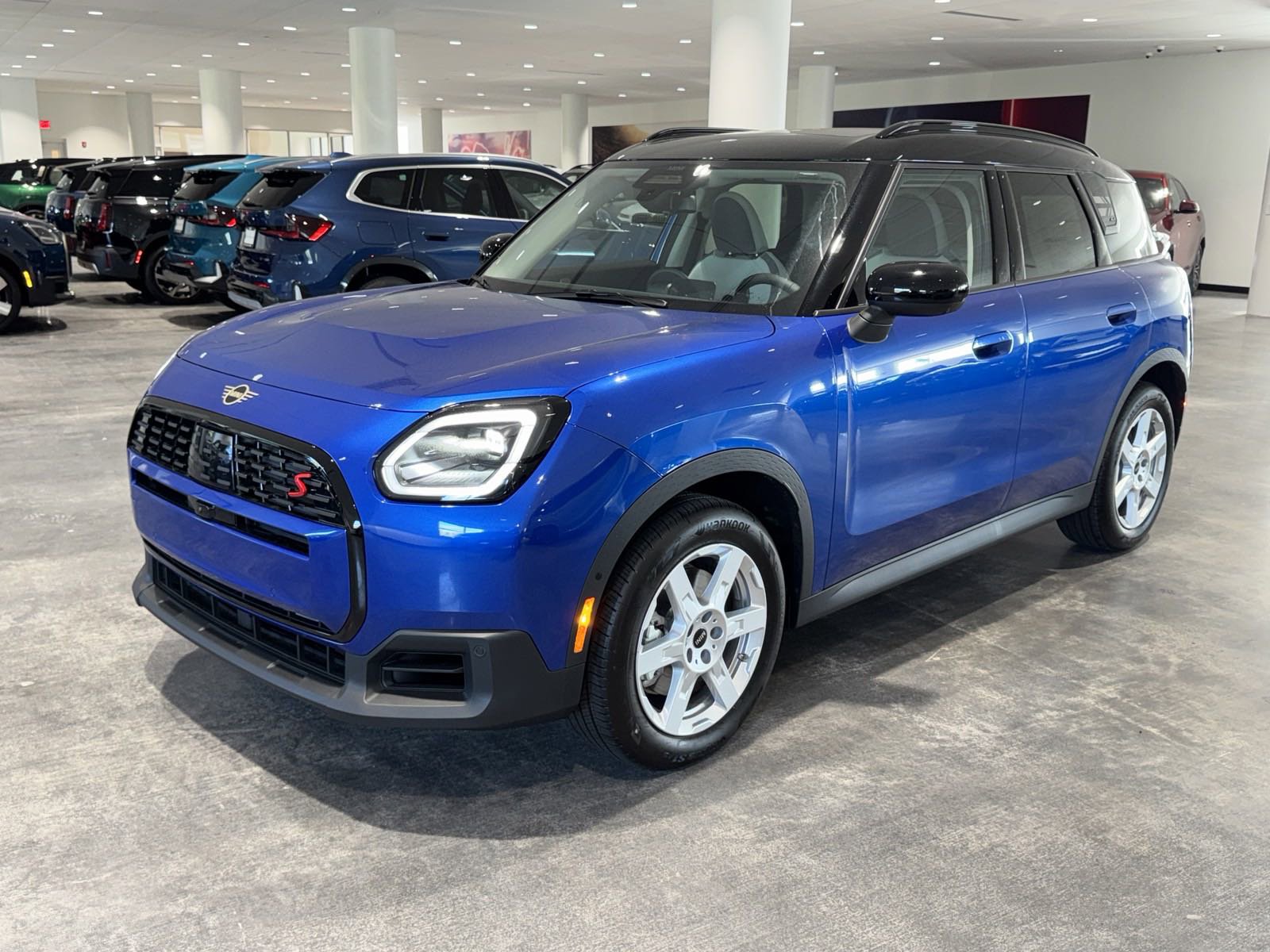 2025 Mini Countryman S ALL4 Iconic photo 2