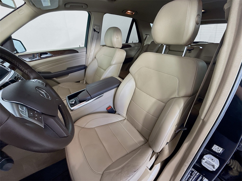 2014 Mercedes Benz ML 350 4MATIC photo 4