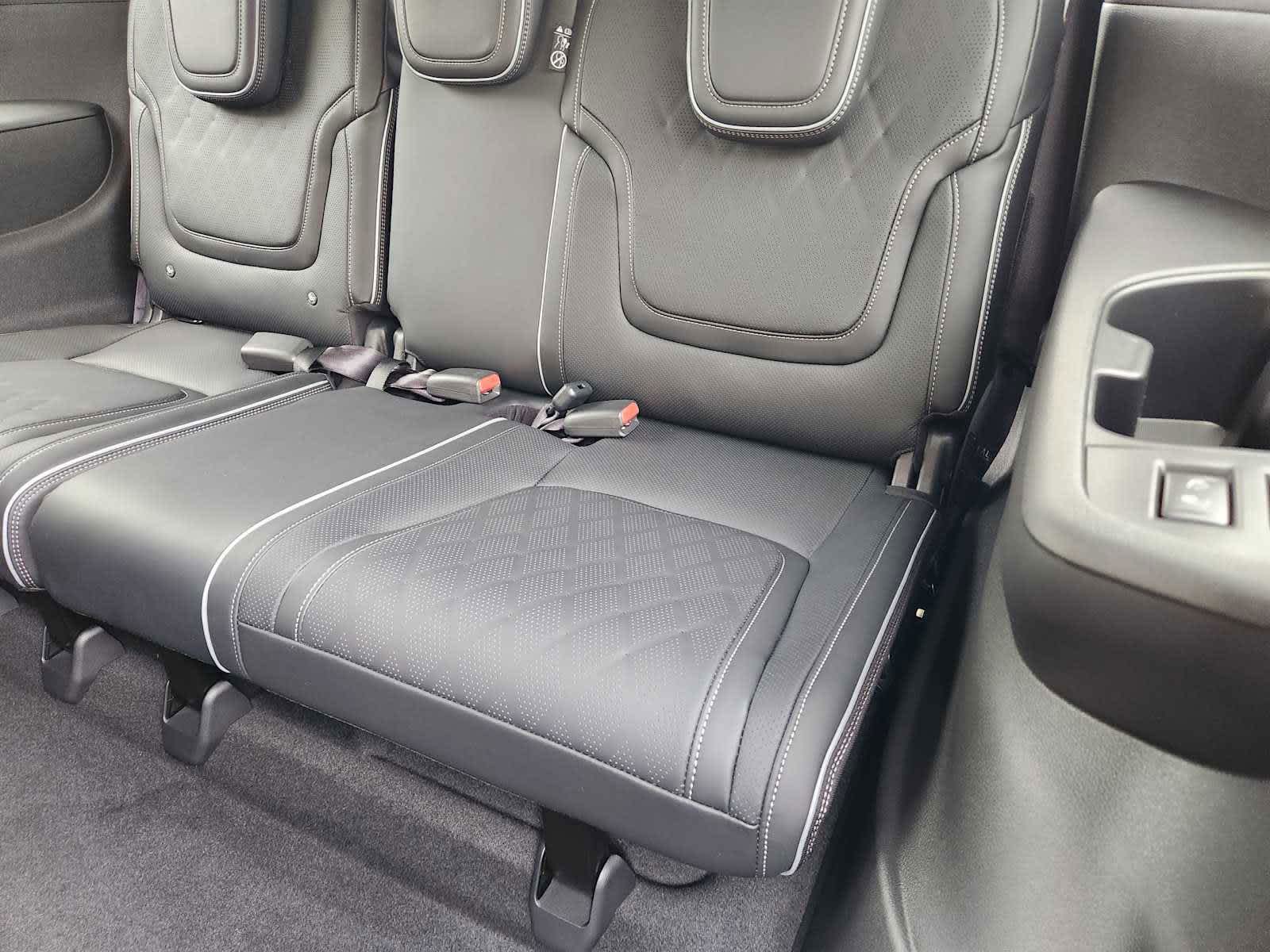 2025 Infiniti QX80 photo 22