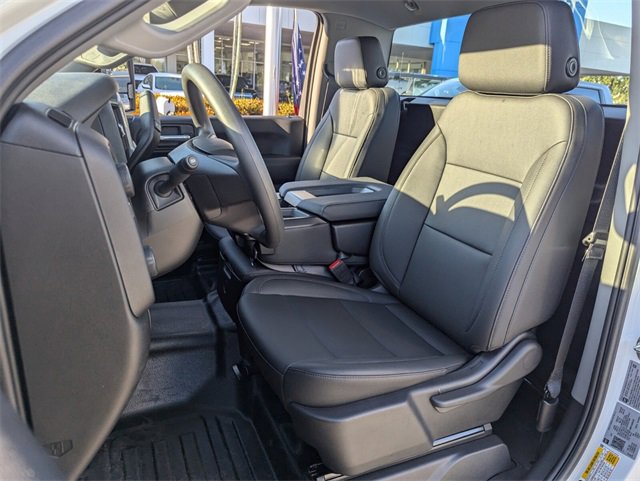2024 Chevrolet Silverado 3500HD Work Truck photo 5