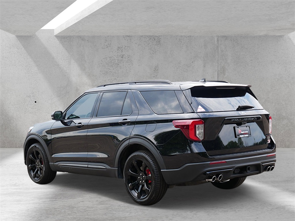 2024 Ford Explorer ST photo 4