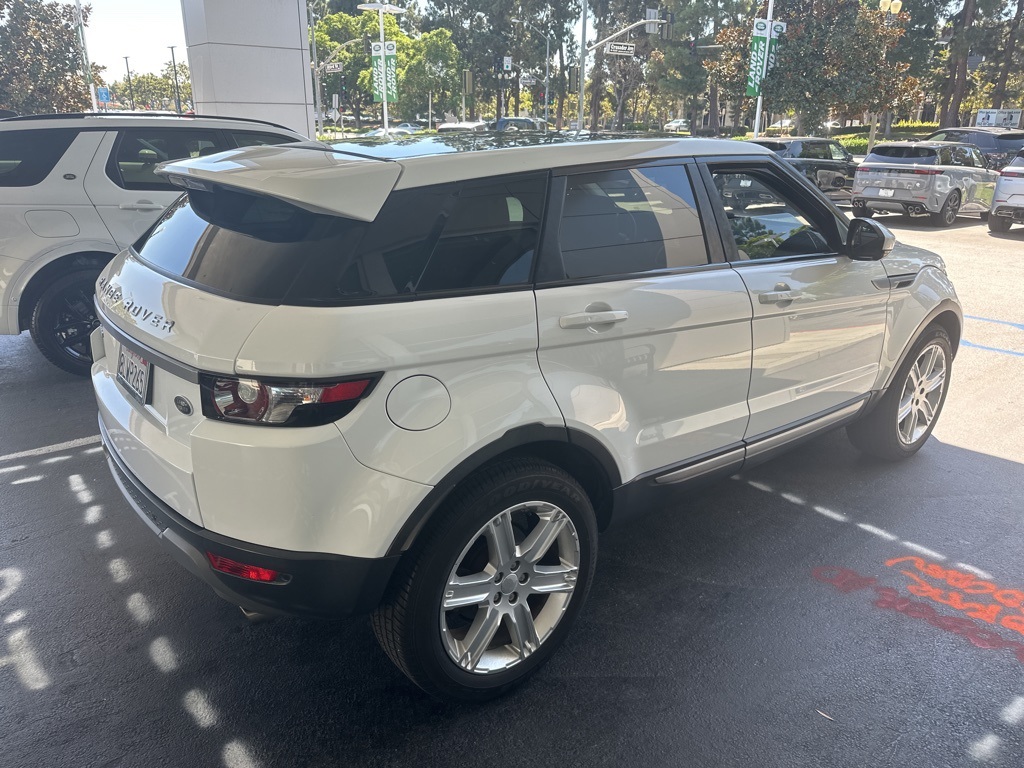 2015 Land Rover Range Rover Evoque Pure photo 6