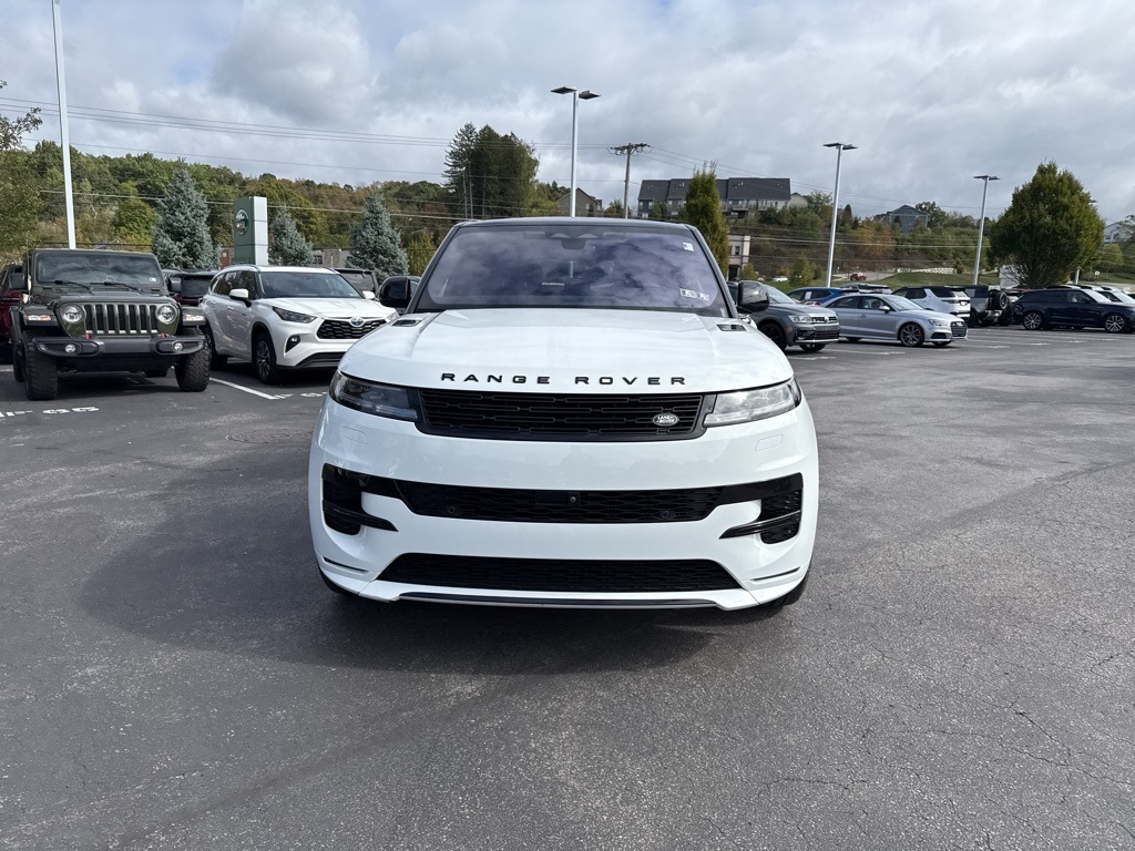 2023 Land Rover Range Rover Sport SE photo 2