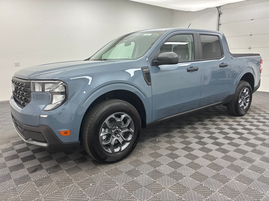 2025 Ford Maverick XLT photo 3
