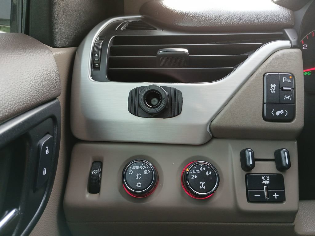 2016 Gmc Yukon SLT photo 18