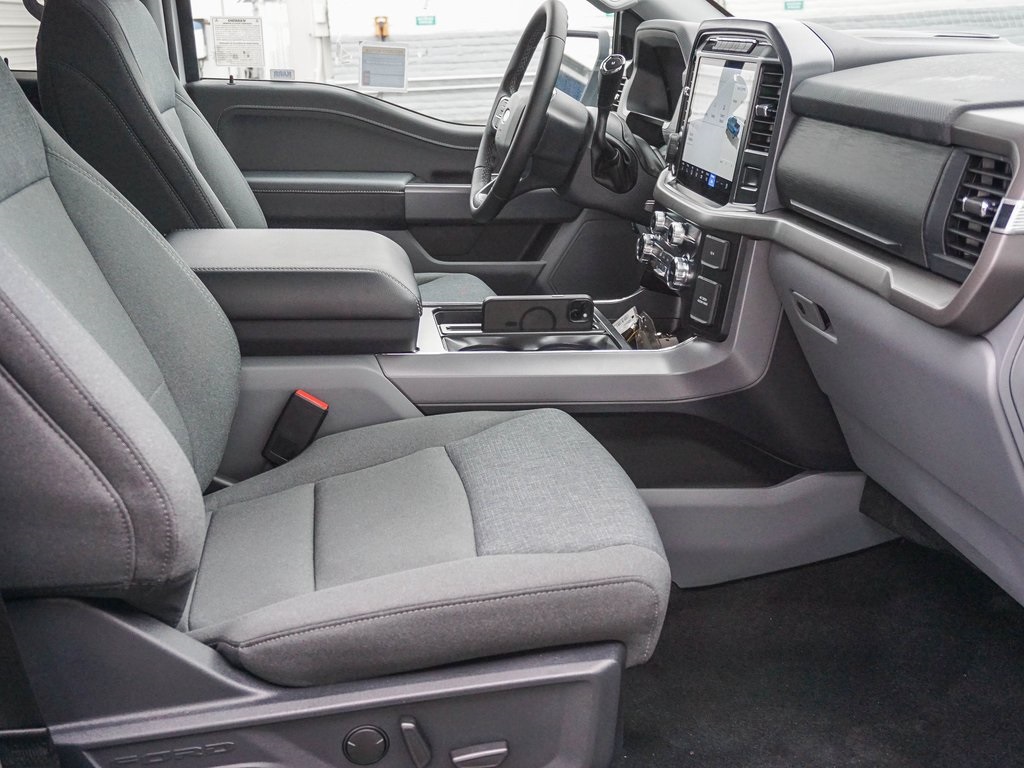 2024 Ford F-150 XLT photo 11