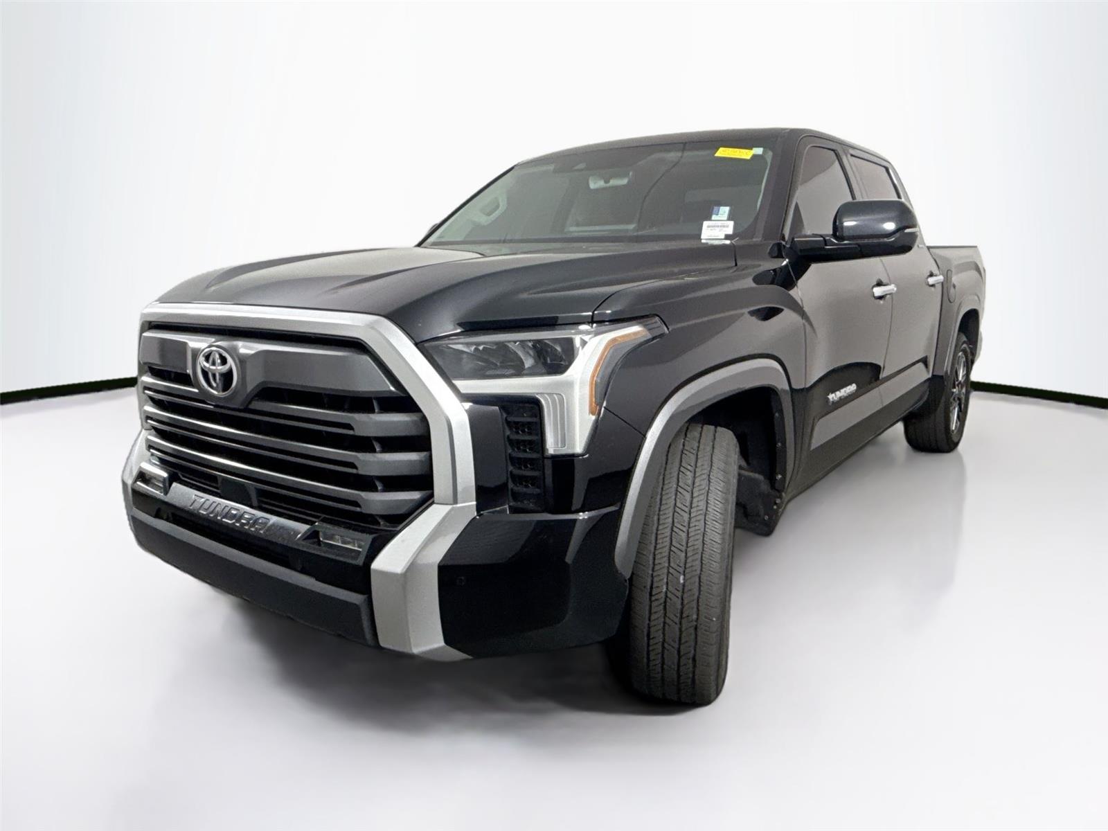2023 Toyota Tundra Limited photo 2