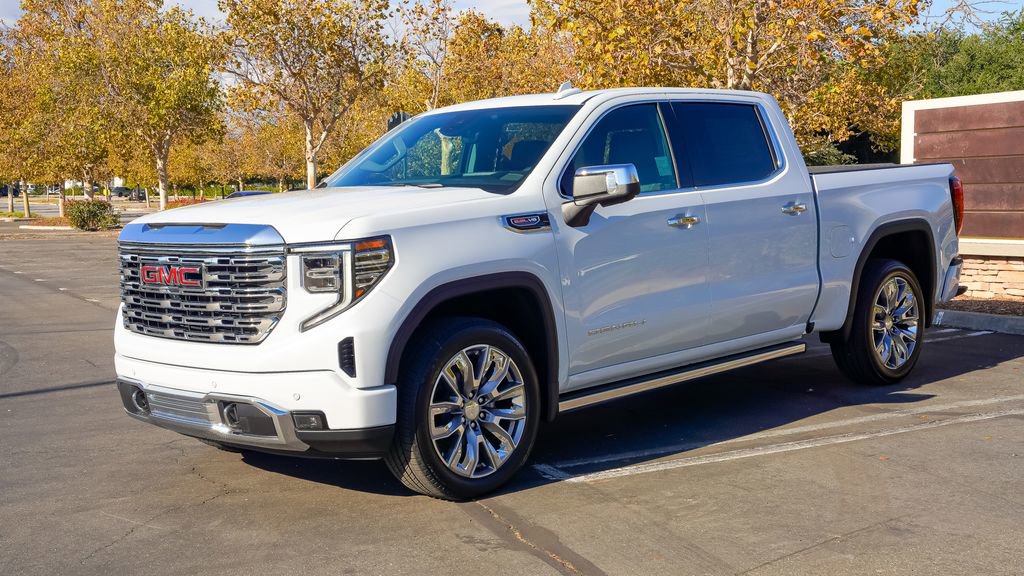 2026 Gmc Sierra 1500 Denali photo 2