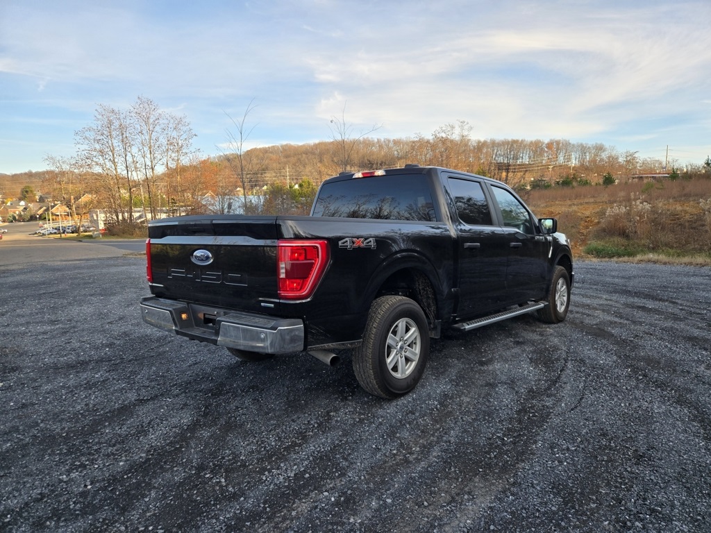 2022 Ford F-150 XLT photo 2