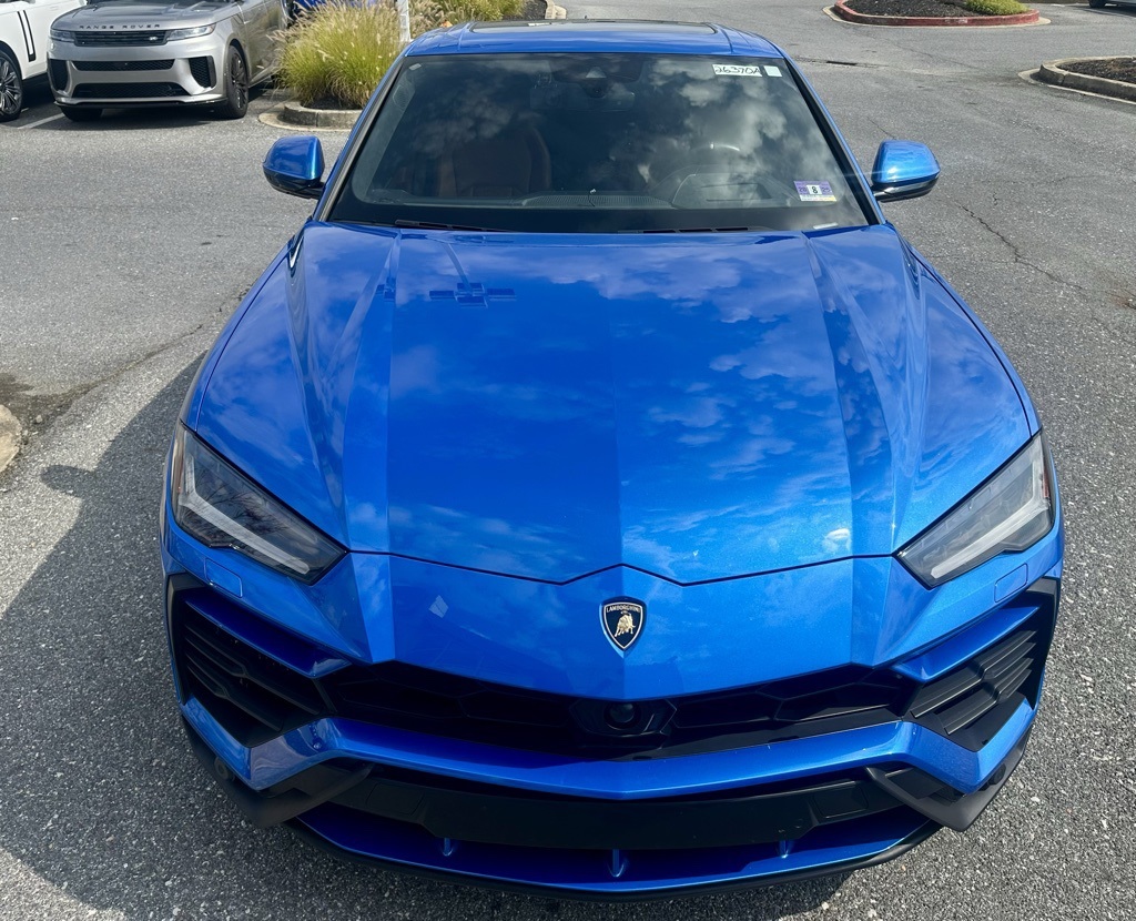 2019 Lamborghini Urus Base photo 20