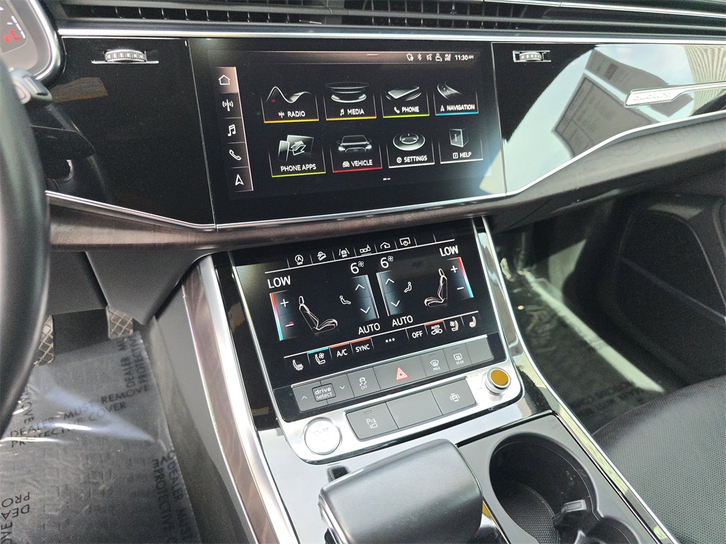 2019 Audi Q8 line Premium Plus photo 24