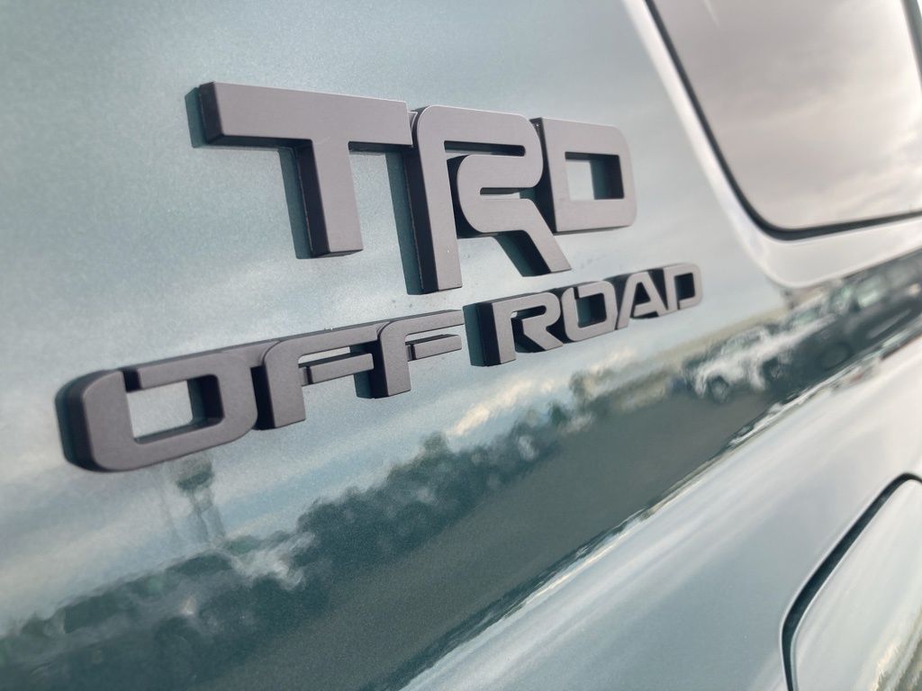 2025 Toyota 4Runner photo 30