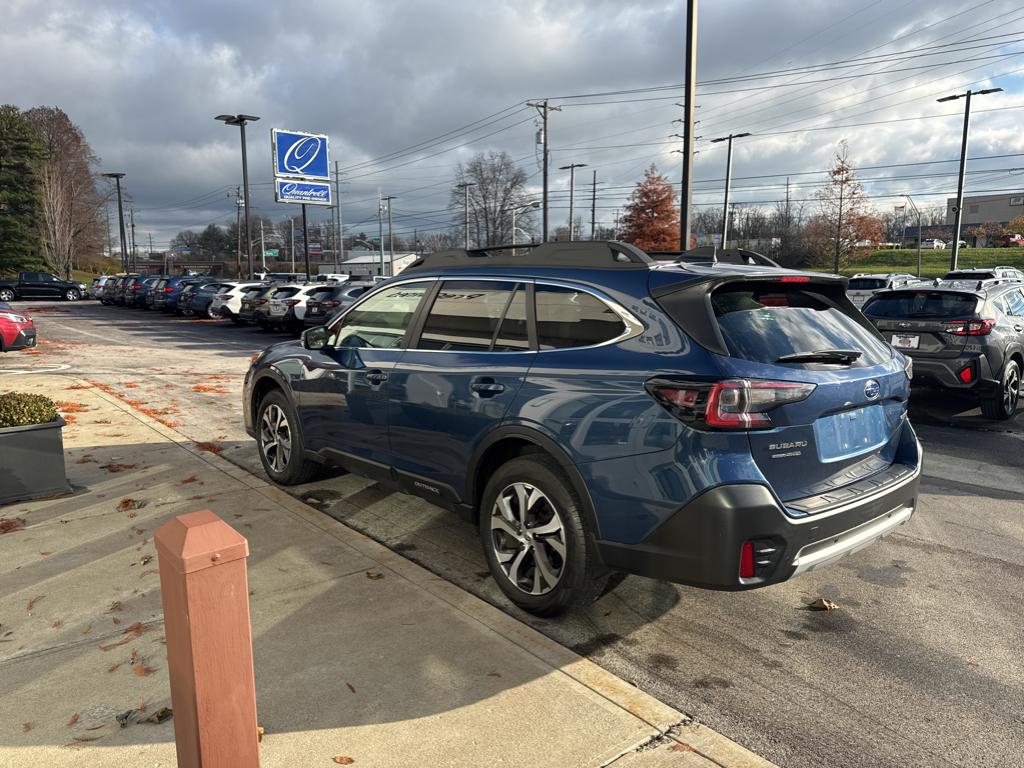 2020 Subaru Outback Limited photo 4