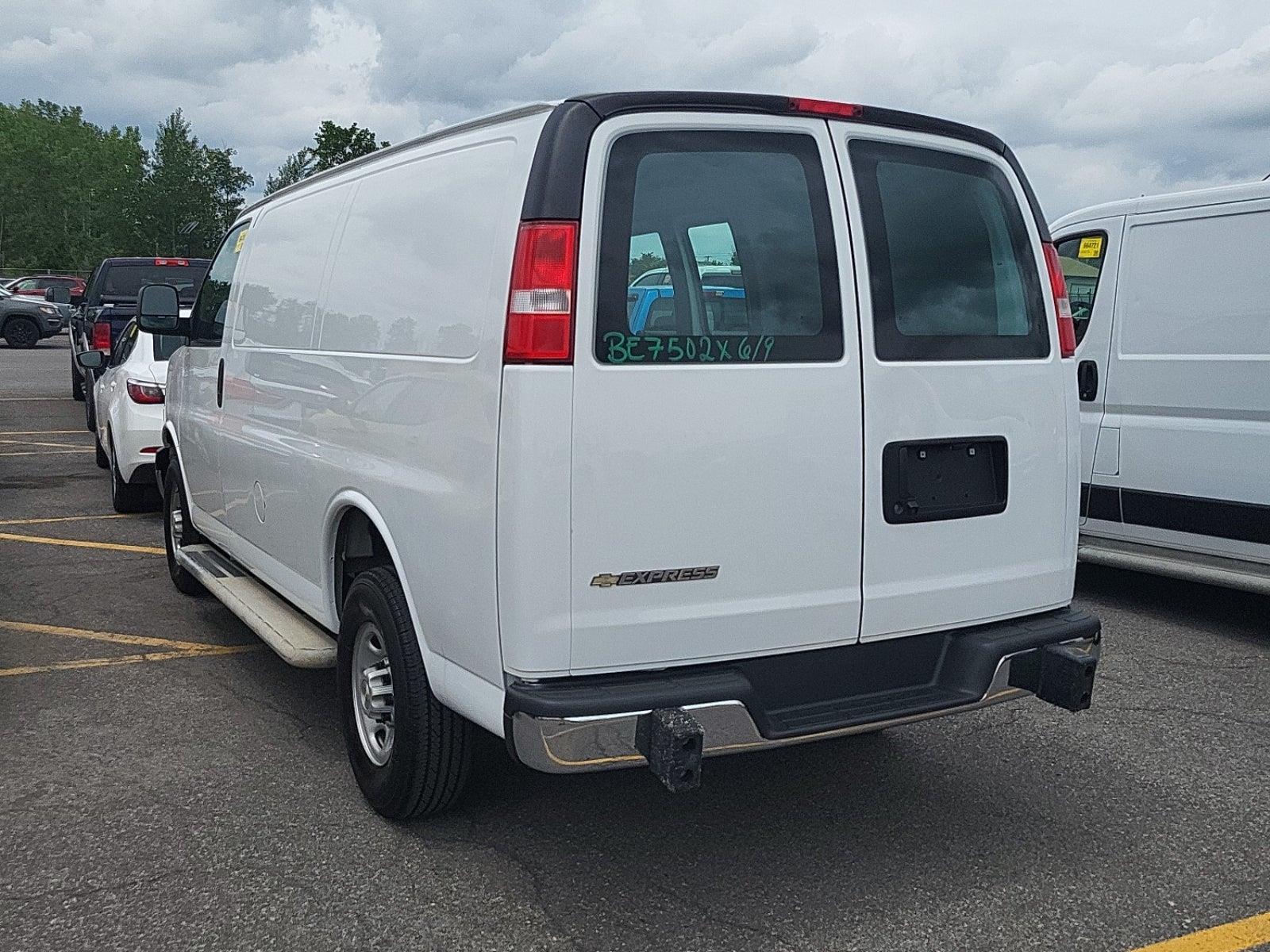 2023 Chevrolet Express Cargo Van photo 2