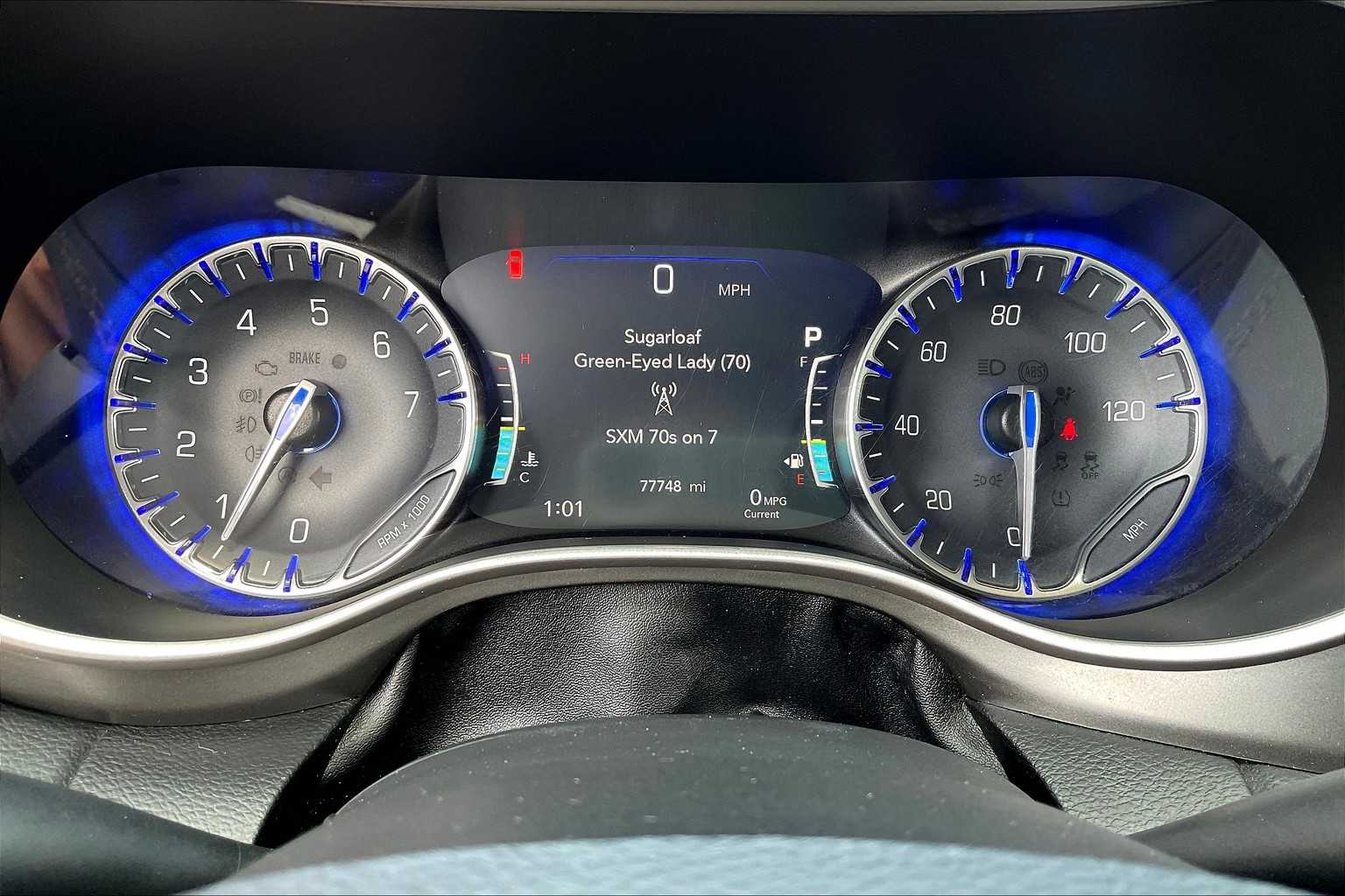 2020 Chrysler Pacifica Touring Plus photo 22