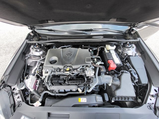 2023 Toyota Camry SE photo 9