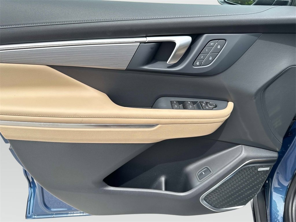 2026 Buick Enclave Preferred photo 3