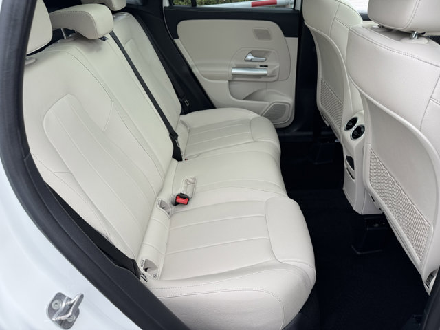 2026 Mercedes Benz GLA 250 photo 4