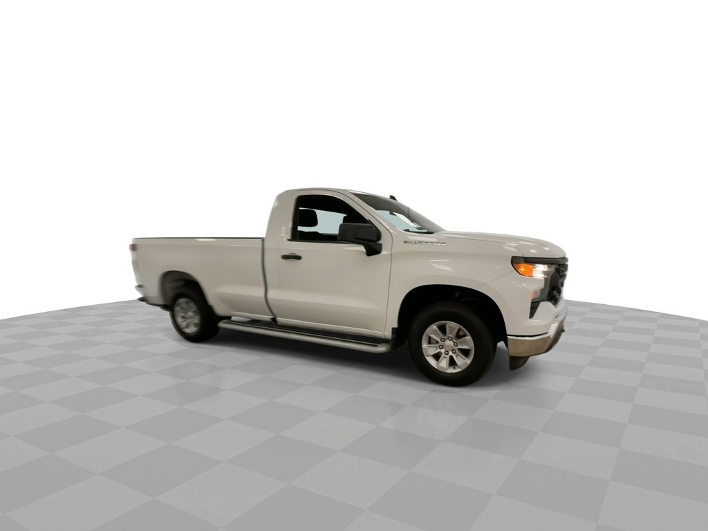 2024 Chevrolet Silverado 1500 photo 3