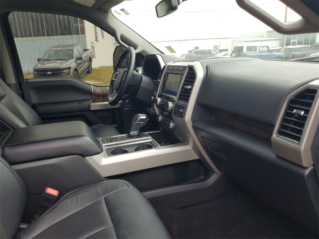 2020 Ford F-150 Lariat photo 31