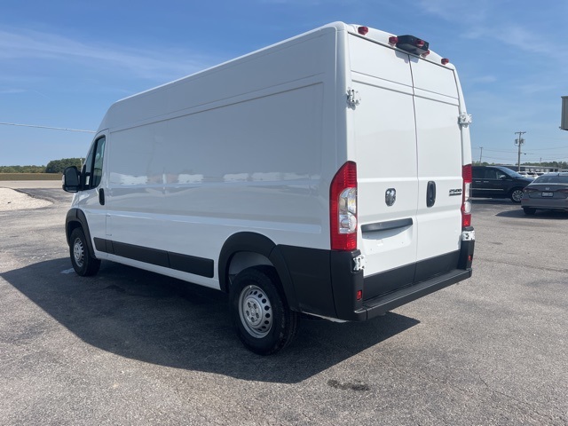 2025 Ram ProMaster 2500 photo 3