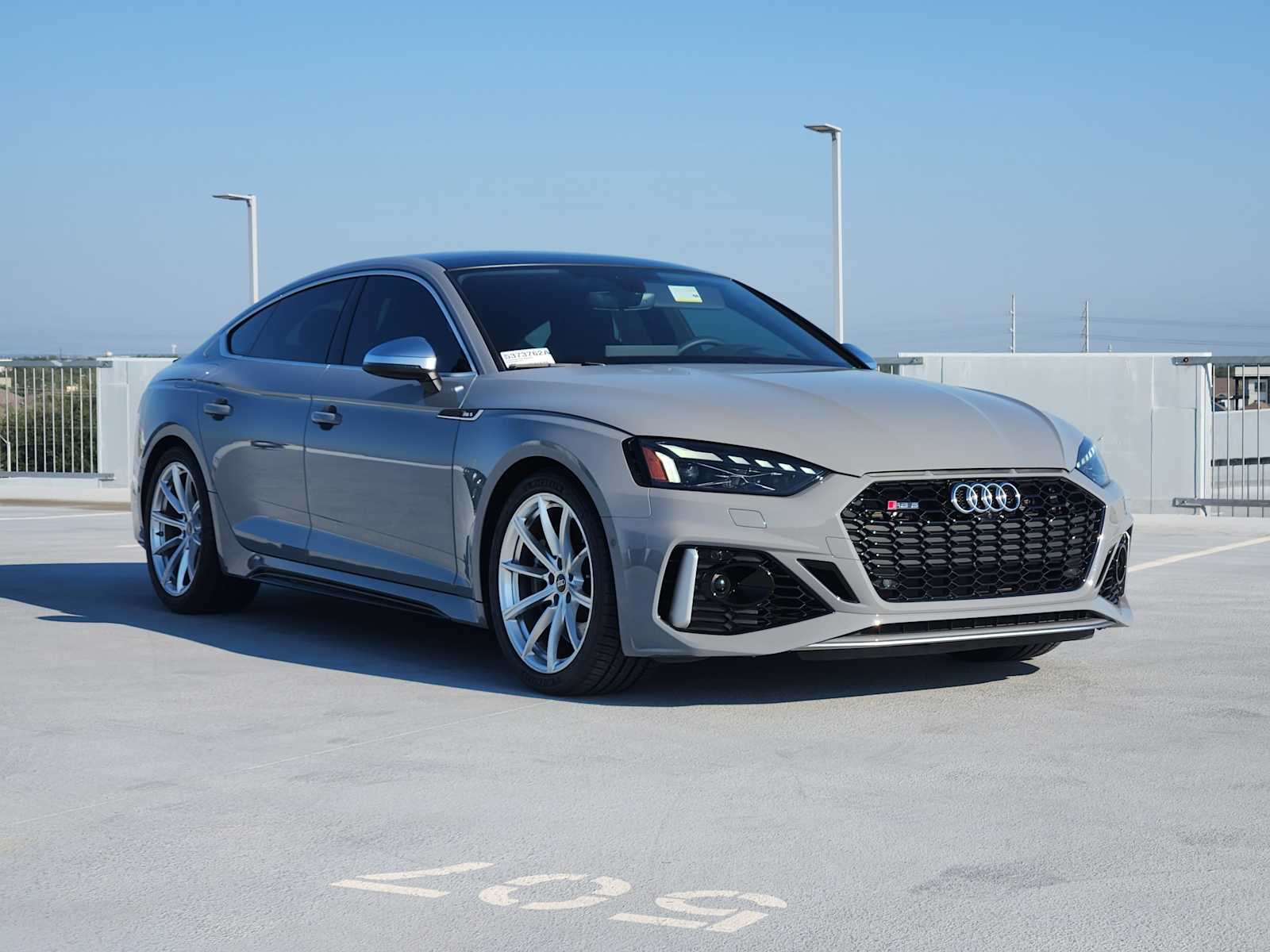 2023 Audi RS 5 photo 3