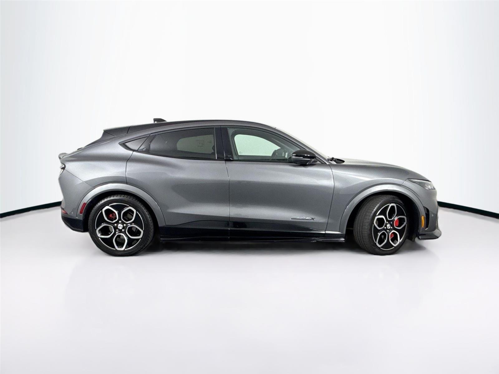 2023 Ford Mustang Mach-E GT photo 5