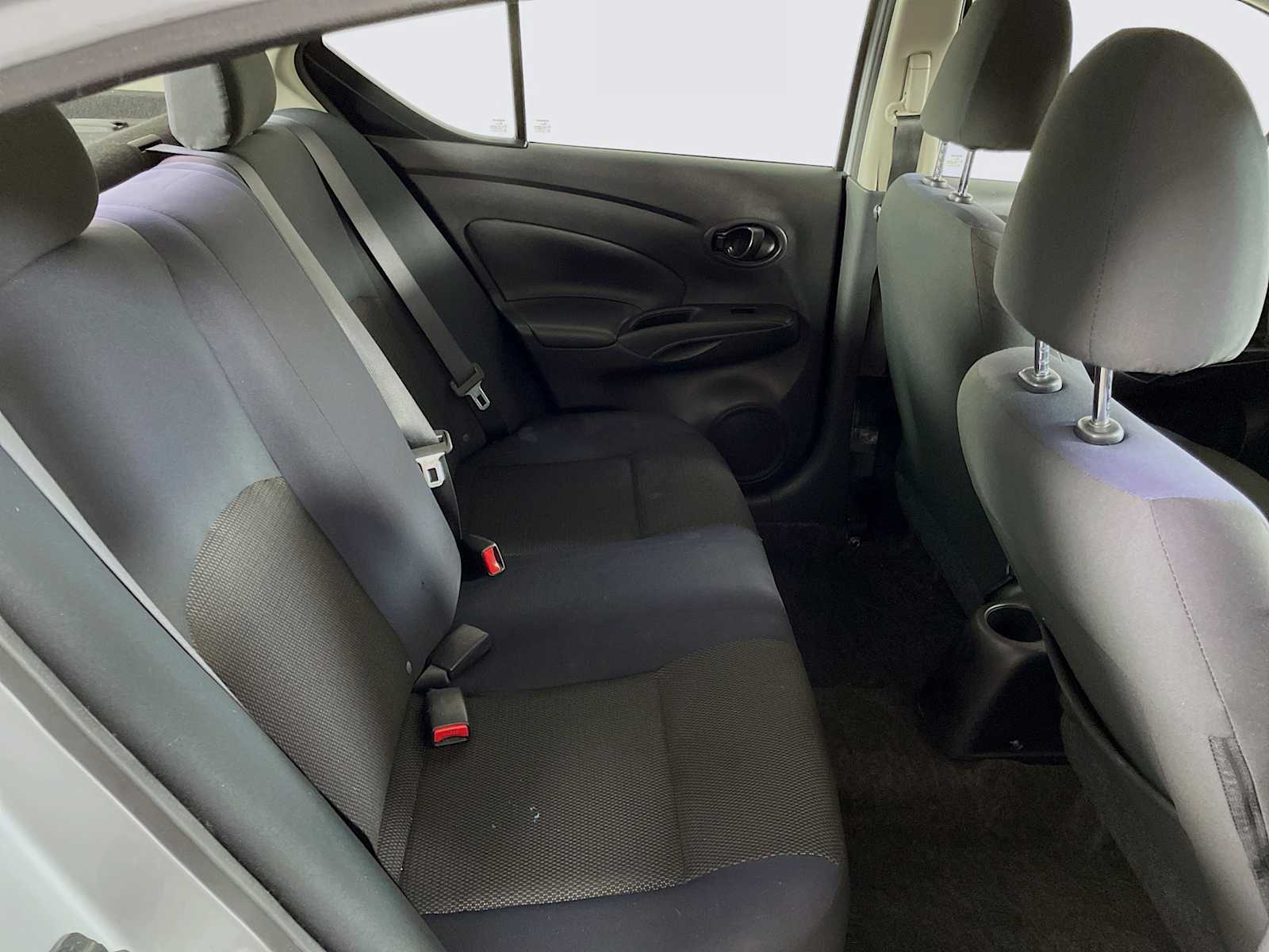 2012 Nissan Versa SV photo 23