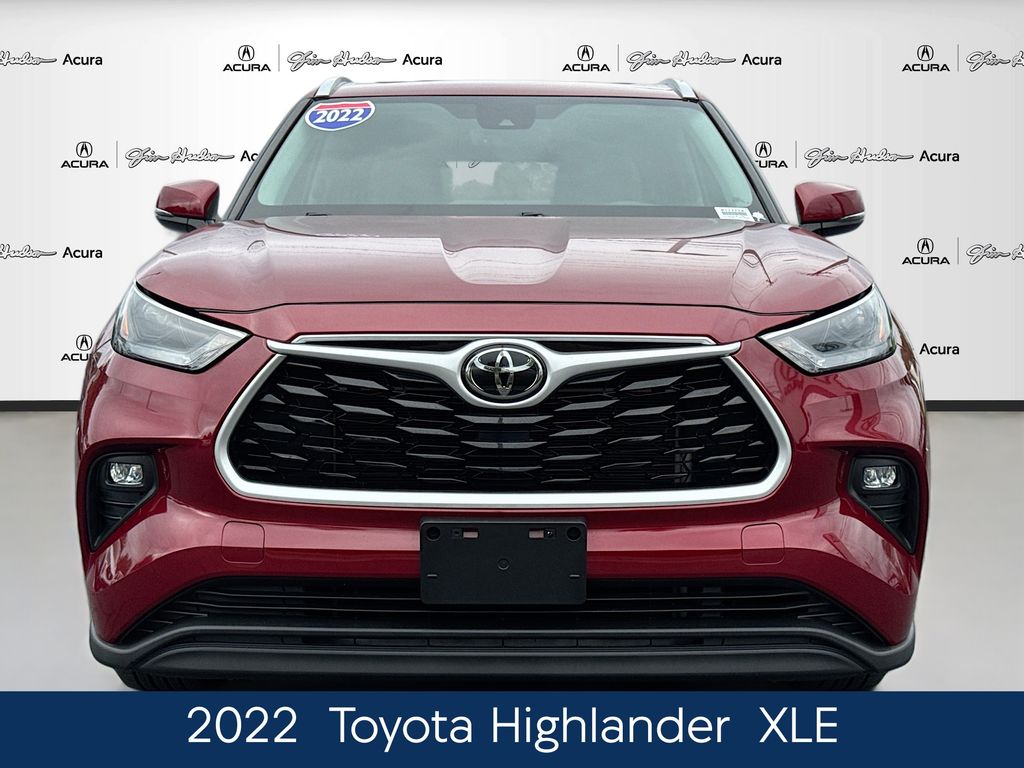 2022 Toyota Highlander XLE photo 3