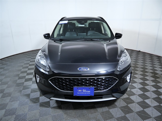 2020 Ford Escape Titanium photo 2