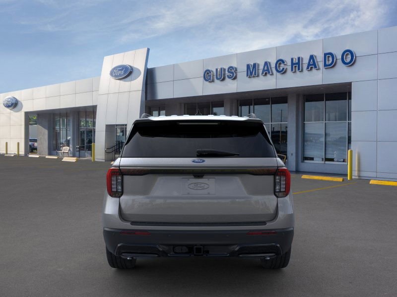 2025 Ford Explorer ST-Line photo 5