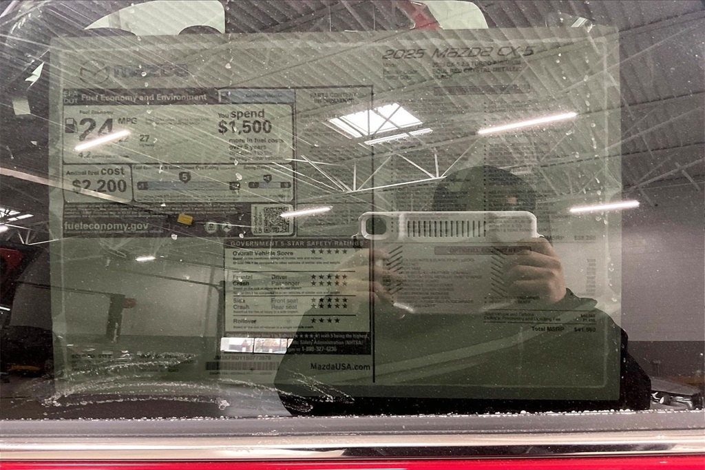 2025 MAZDA CX-5 - Image 12