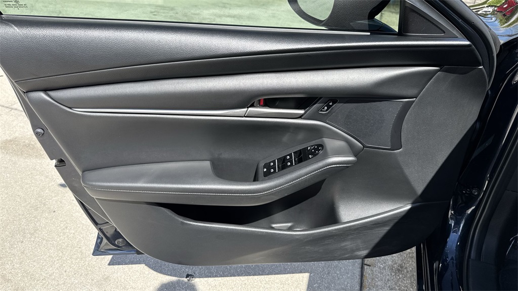 2023 Mazda Mazda3 2.5 Select photo 37
