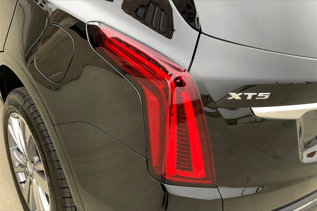 2025 Cadillac XT5 Premium Luxury photo 14