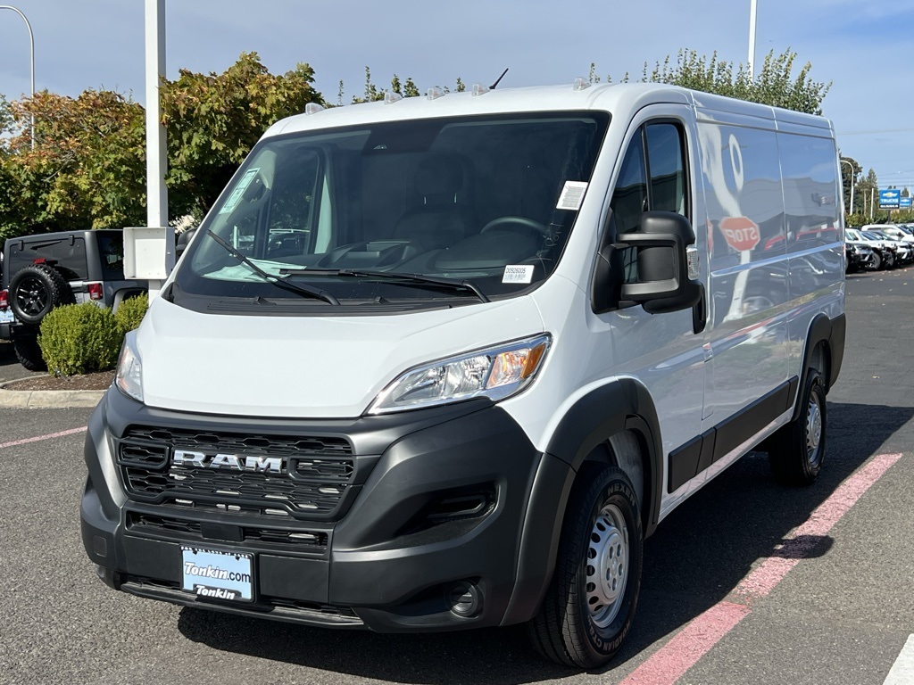 2026 Ram ProMaster 1500 photo 3